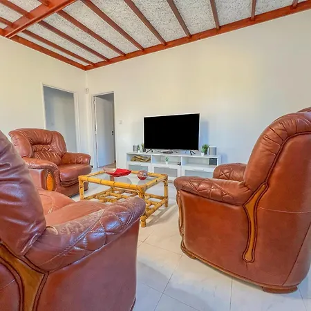 Maison Familiale -