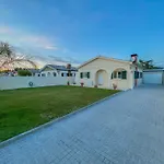 Maison Familiale - *