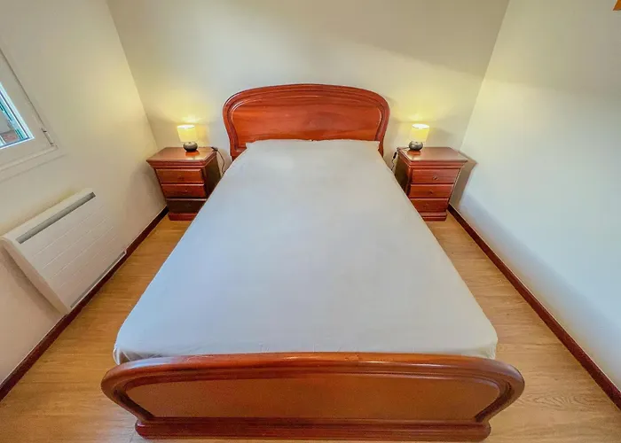 Maison Familiale - *